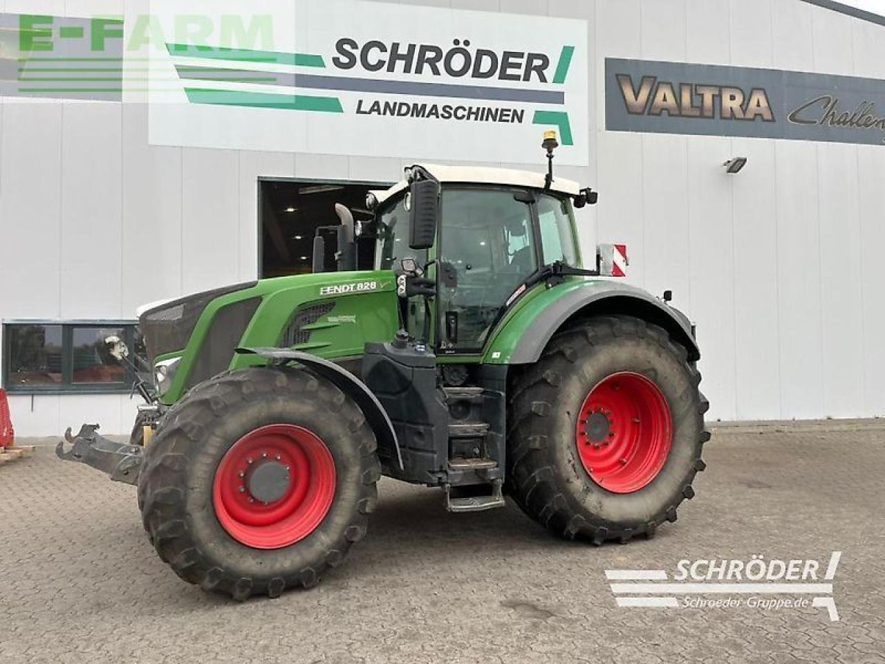 Трактор Fendt 828 s4 profi plus: снимка 15
