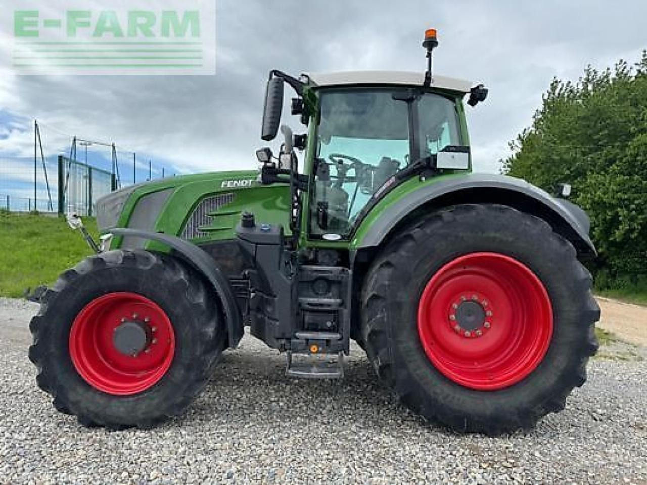 Fendt 828 s4 profi plus - Трактор: снимка 3 Fendt 828 s4 profi plus - Трактор: снимка 3