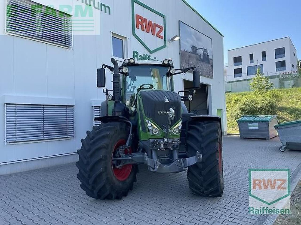 Fendt 828 vario - Трактор: снимка 2 Fendt 828 vario - Трактор: снимка 2