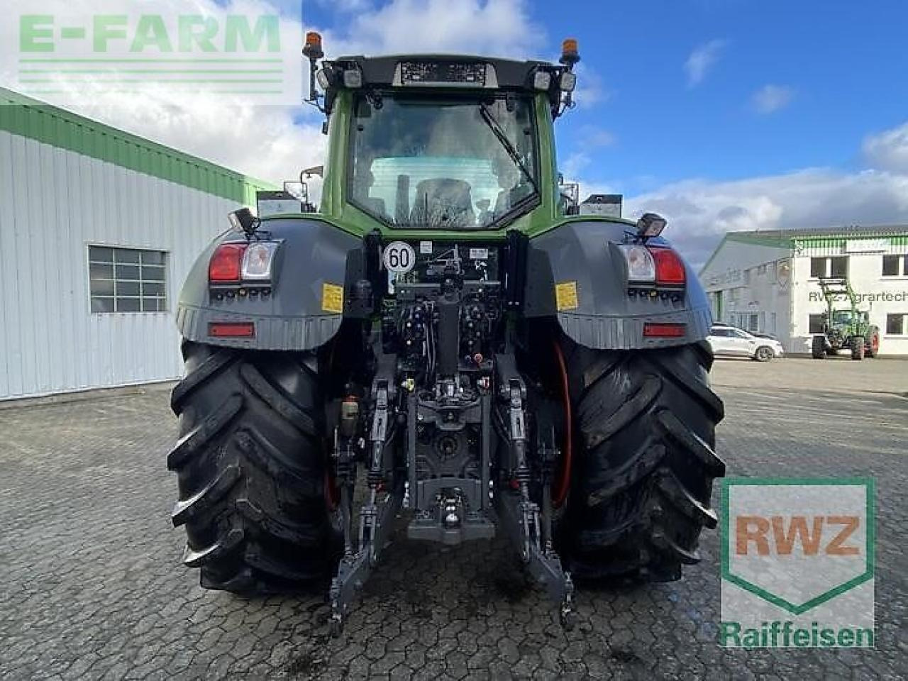 Fendt 828 vario s4 - Трактор: снимка 3 Fendt 828 vario s4 - Трактор: снимка 3