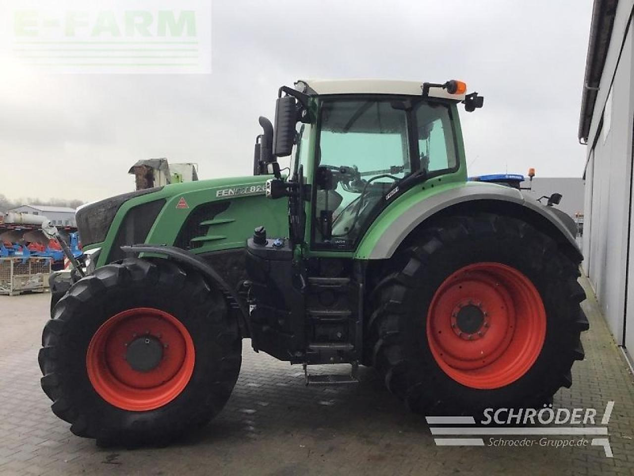 Fendt 828 vario s4 profi Profi - Трактор: снимка 4 Fendt 828 vario s4 profi Profi - Трактор: снимка 4