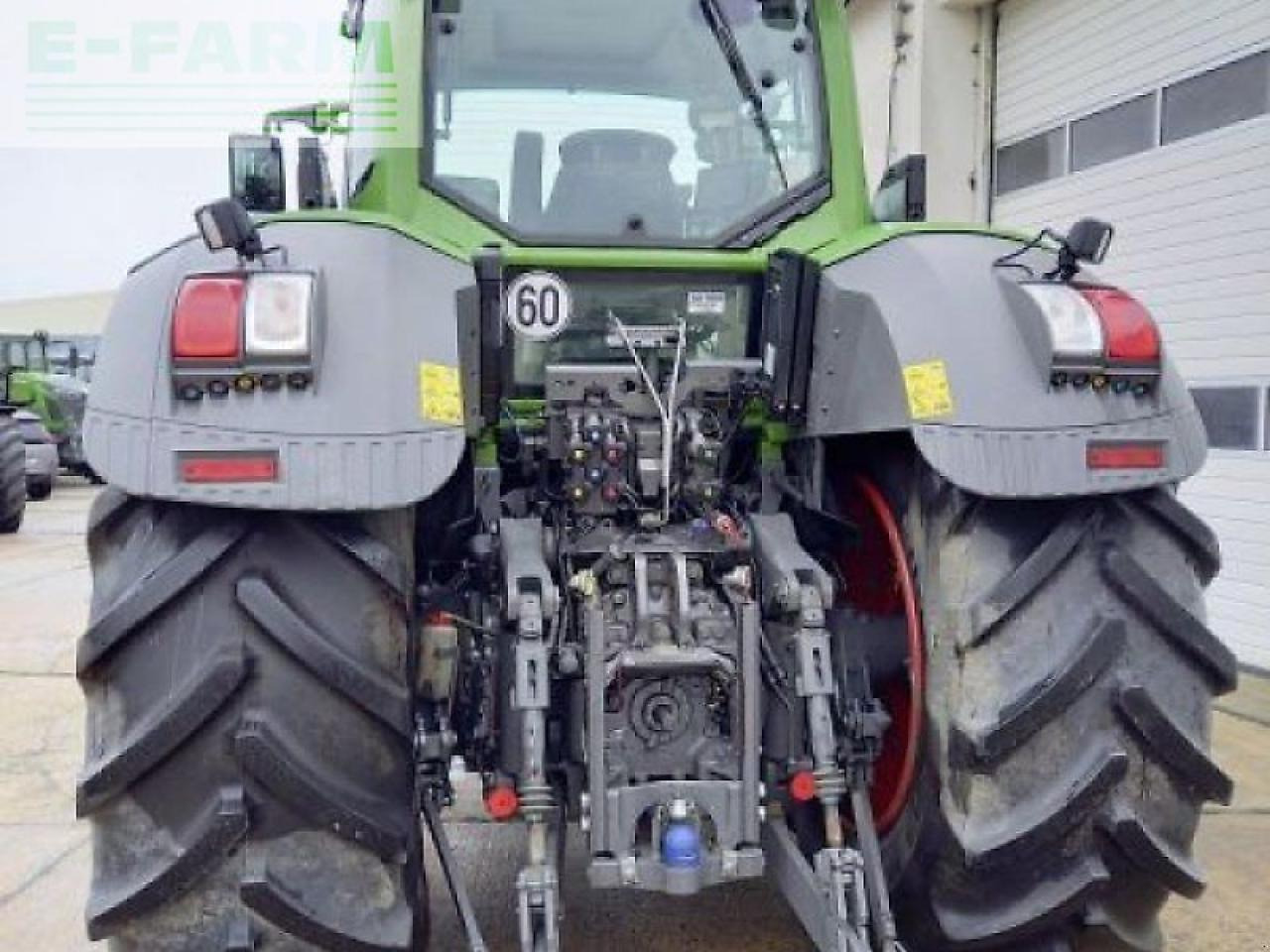 Fendt 828 vario s4 profi+ ProfiPlus - Трактор: снимка 4 Fendt 828 vario s4 profi+ ProfiPlus - Трактор: снимка 4