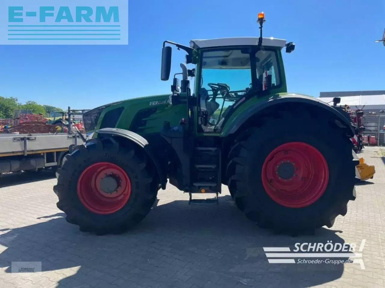 Fendt 828 vario s4 profi plus ProfiPlus - Трактор: снимка 5 Fendt 828 vario s4 profi plus ProfiPlus - Трактор: снимка 5
