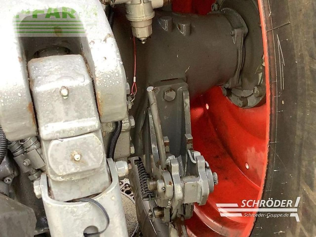 Fendt 828 vario s4 profi plus ProfiPlus - Трактор: снимка 4 Fendt 828 vario s4 profi plus ProfiPlus - Трактор: снимка 4