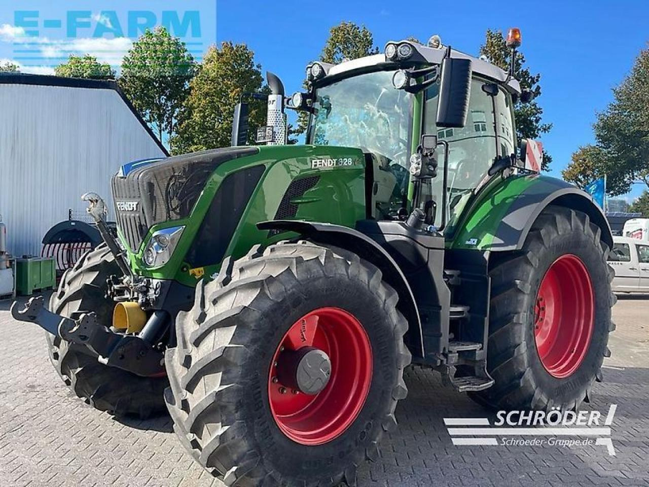 Fendt 828 vario s4 profi plus ProfiPlus - Трактор: снимка 2 Fendt 828 vario s4 profi plus ProfiPlus - Трактор: снимка 2