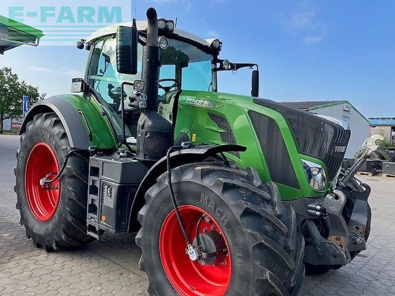 Fendt 828 vario s4 profiplus ProfiPlus - Трактор: снимка 1 Fendt 828 vario s4 profiplus ProfiPlus - Трактор: снимка 1