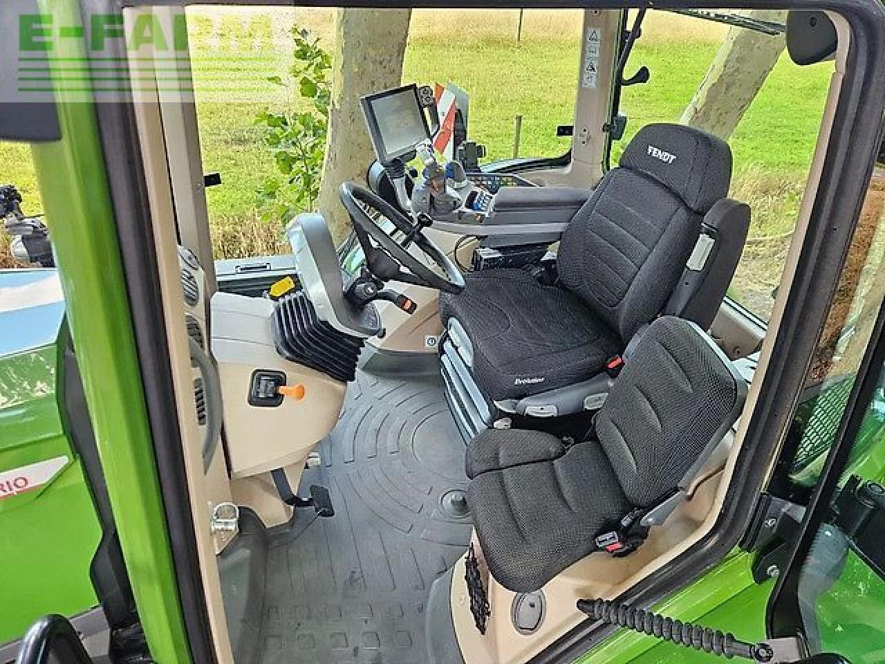 Трактор Fendt 933 gen6 profi plus 1900h ( 930 936 939 942 ): снимка 9 Трактор Fendt 933 gen6 profi plus 1900h ( 930 936 939 942 ): снимка 9