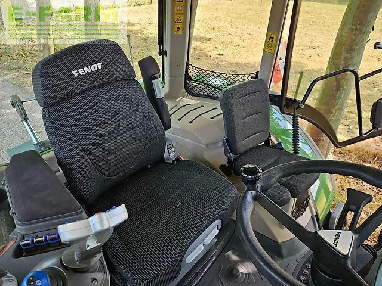 Трактор Fendt 933 gen6 profi plus 1900h ( 930 936 939 942 ): снимка 13 Трактор Fendt 933 gen6 profi plus 1900h ( 930 936 939 942 ): снимка 13