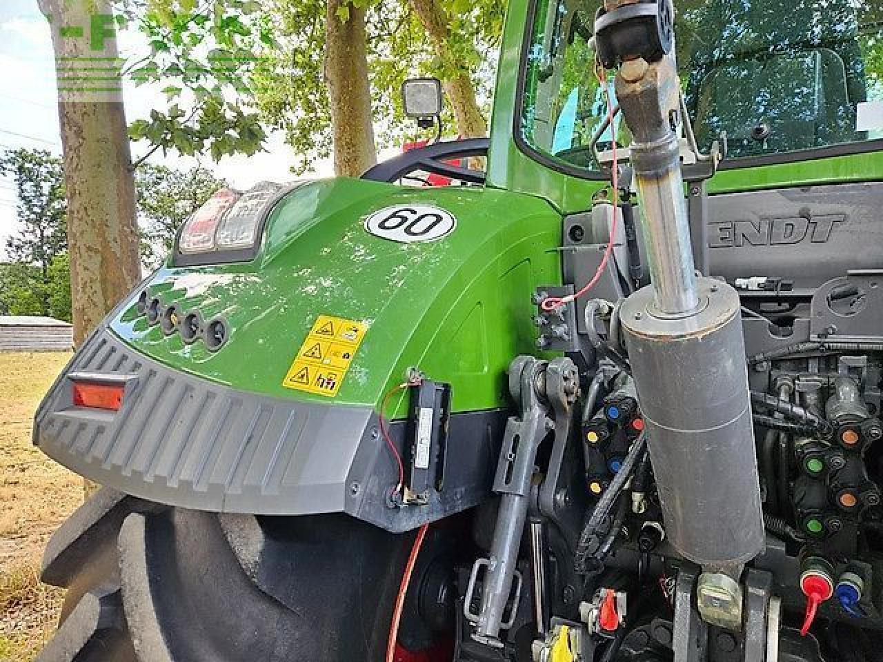 Трактор Fendt 933 gen6 profi plus 1900h ( 930 936 939 942 ): снимка 15 Трактор Fendt 933 gen6 profi plus 1900h ( 930 936 939 942 ): снимка 15