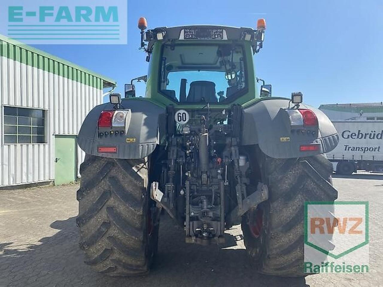 Fendt 933 vario - Трактор: снимка 3 Fendt 933 vario - Трактор: снимка 3