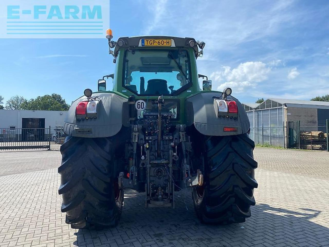 Трактор Fendt 933 vario com3: снимка 11