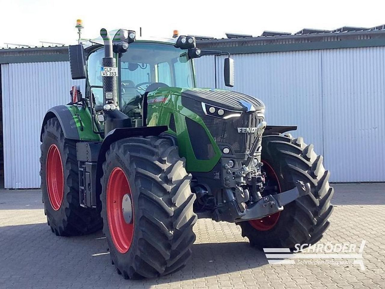 Fendt 933 vario gen7 profi plus ProfiPlus - Трактор: снимка 1 Fendt 933 vario gen7 profi plus ProfiPlus - Трактор: снимка 1