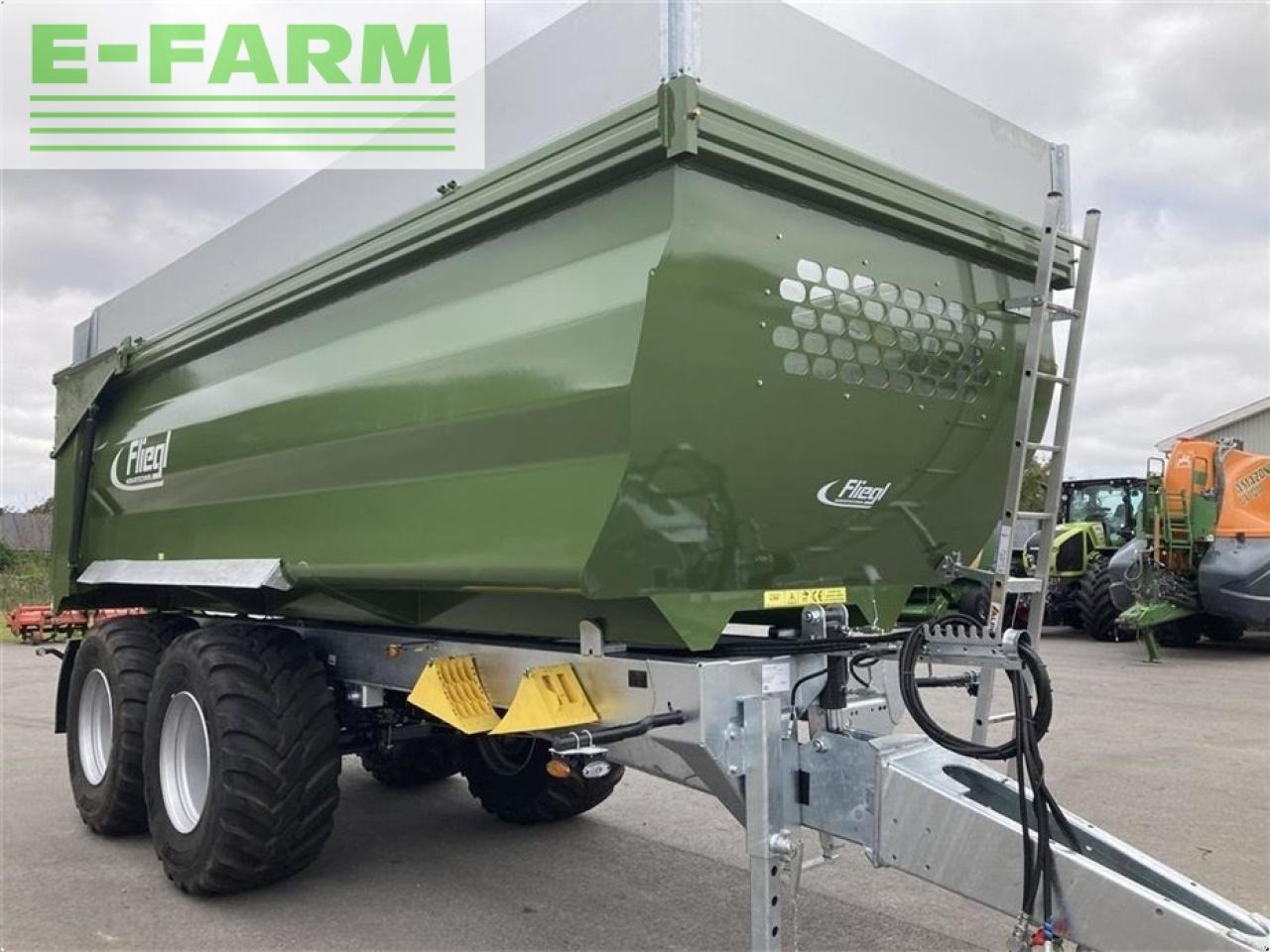 Селскостопанско ремарке самосвал Fliegl tmk 264 fox profi m/400 mm kornoverbygning: снимка 8
