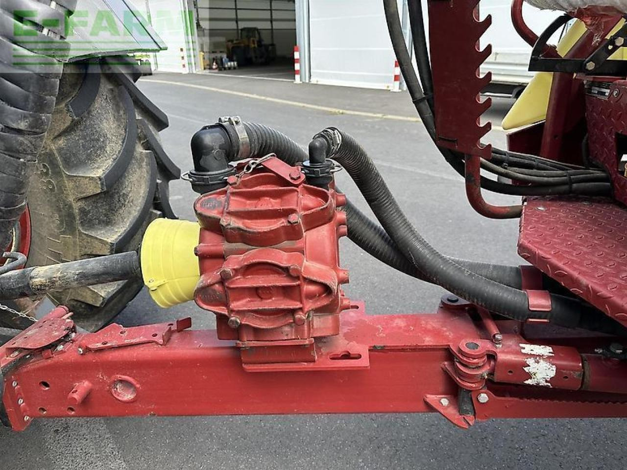 Прикачна пръскачка Hardi navigator 4000 21m: снимка 8