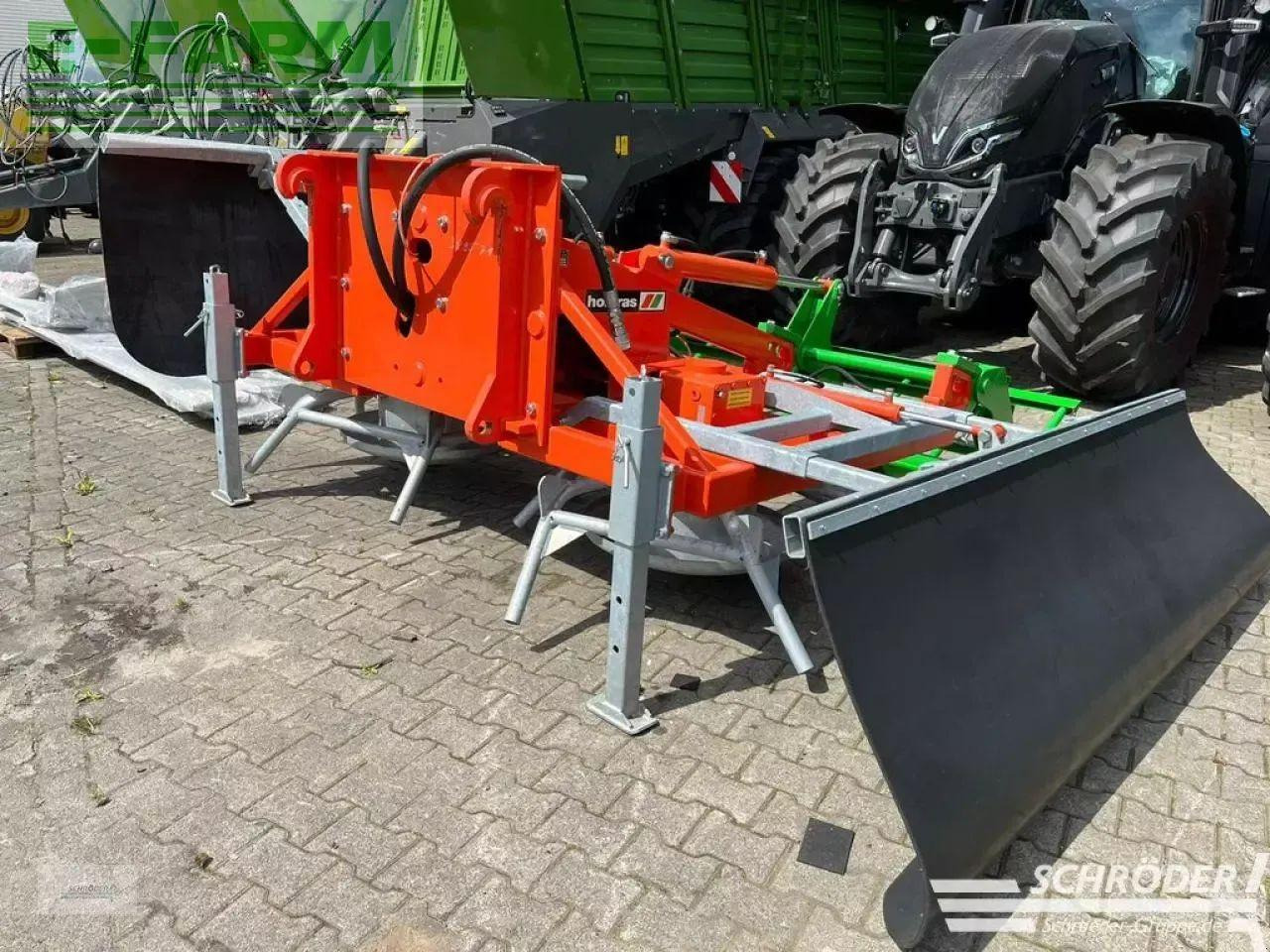 Holaras jumbo ks-shb / volvo aufnahme - Оборудване за силаж: снимка 3 Holaras jumbo ks-shb / volvo aufnahme - Оборудване за силаж: снимка 3