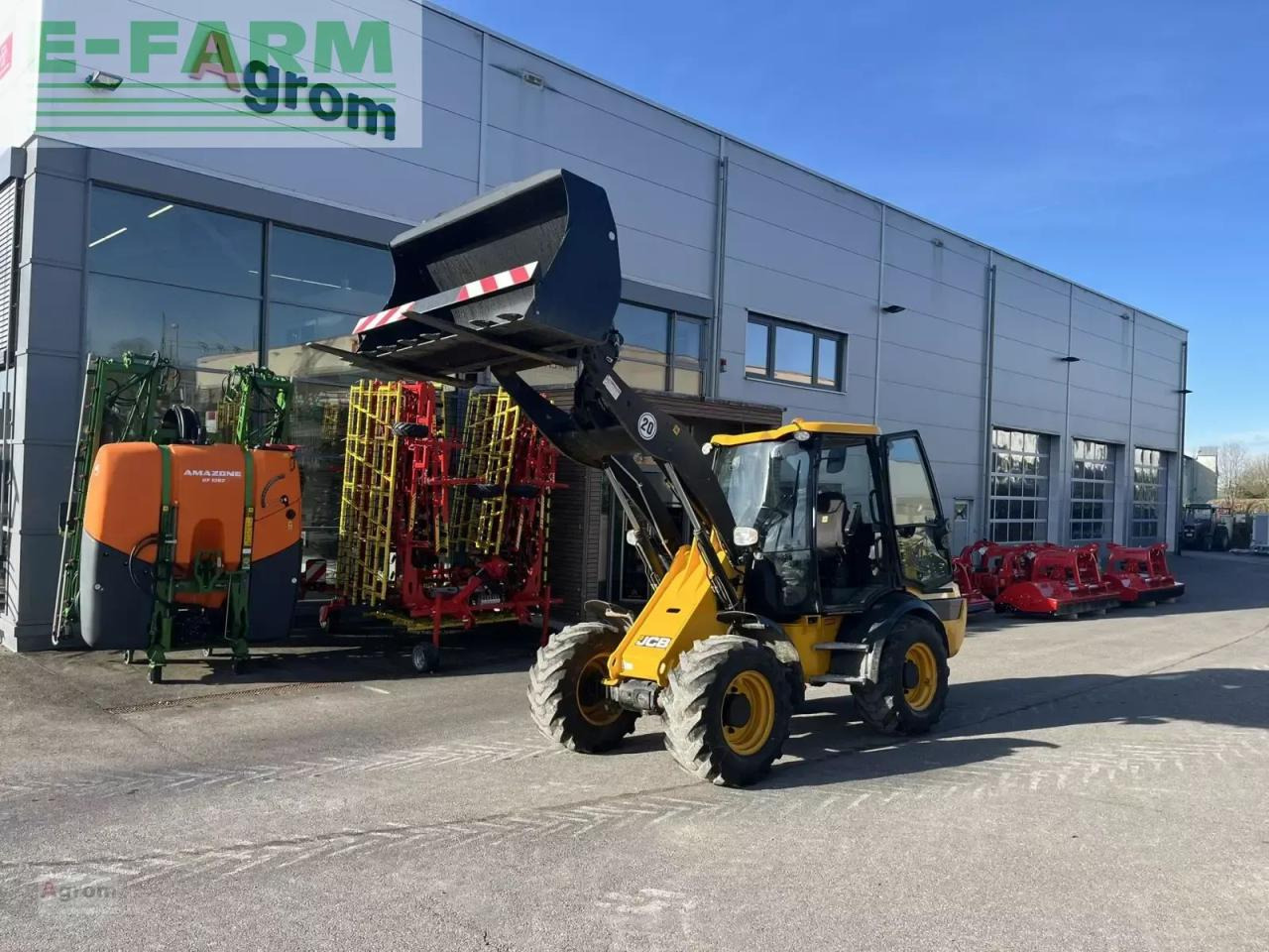 JCB 409 - Мини багер: снимка 1 JCB 409 - Мини багер: снимка 1