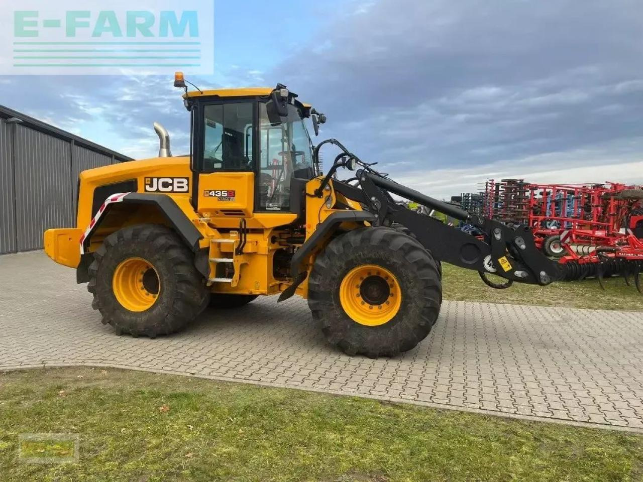 JCB 435s s5 - Мини багер: снимка 3 JCB 435s s5 - Мини багер: снимка 3