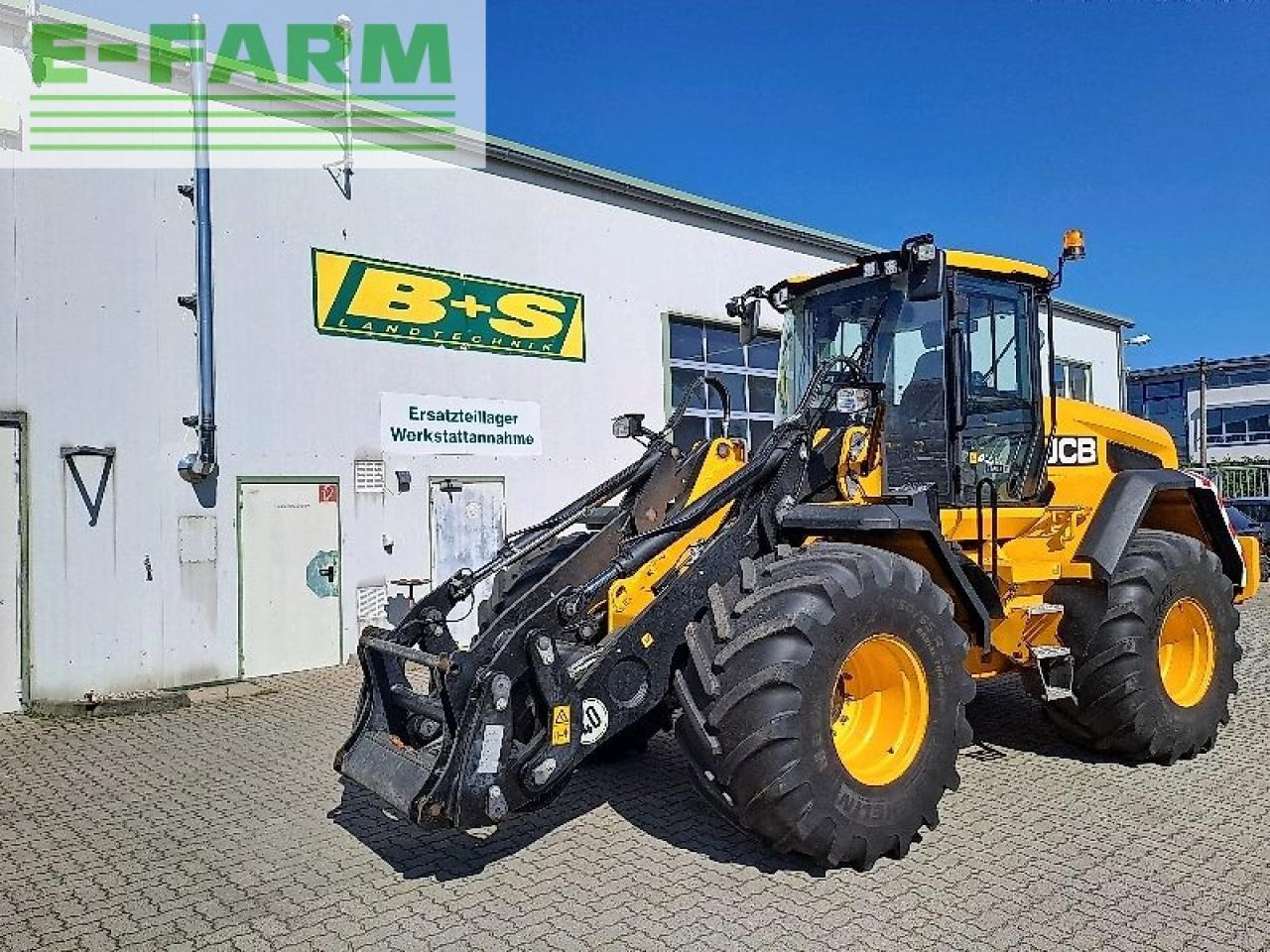JCB 435s s5 - Мини багер: снимка 1 JCB 435s s5 - Мини багер: снимка 1