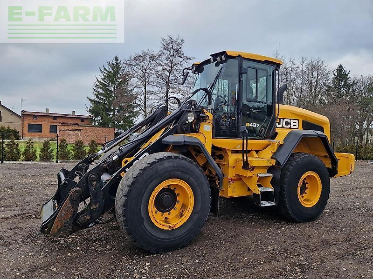 JCB 437 ht - Мини багер: снимка 1 JCB 437 ht - Мини багер: снимка 1