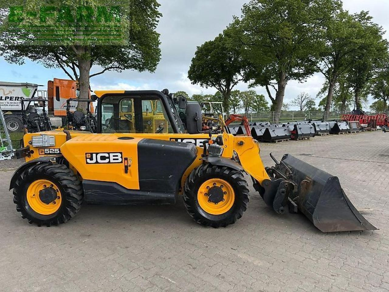 JCB 525-60 - Телескопичен товарач: снимка 2 JCB 525-60 - Телескопичен товарач: снимка 2