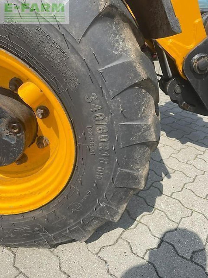 JCB 525.60 - Телескопичен товарач: снимка 2 JCB 525.60 - Телескопичен товарач: снимка 2