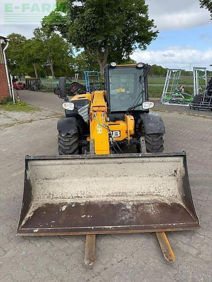 JCB 525-60 - Телескопичен товарач: снимка 4 JCB 525-60 - Телескопичен товарач: снимка 4