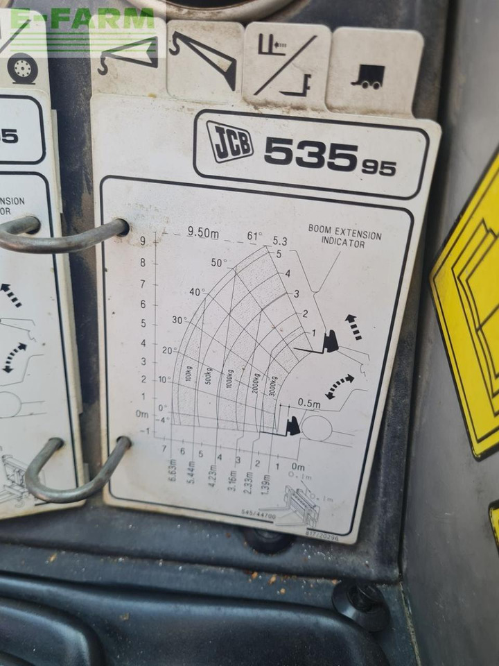 Телескопичен товарач JCB 535 95: снимка 20
