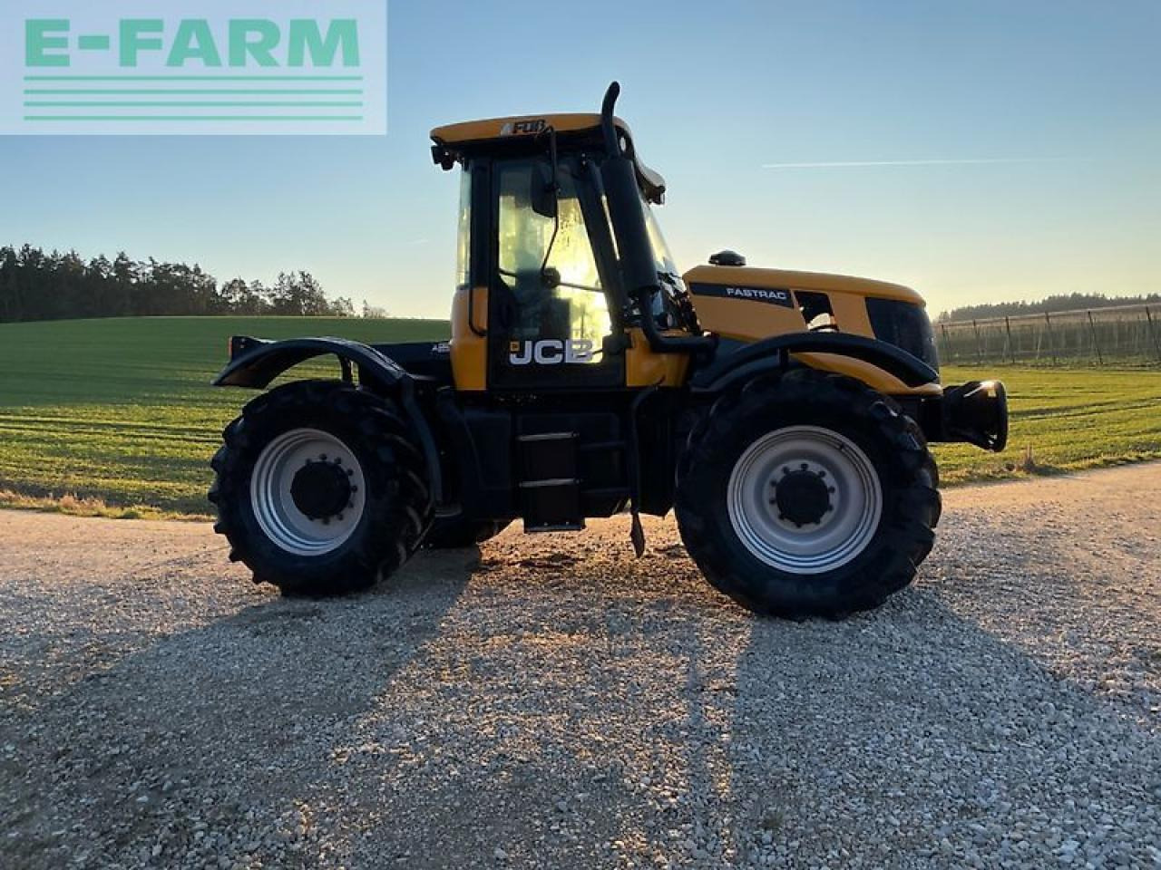 Трактор JCB fastrac 3200: снимка 7
