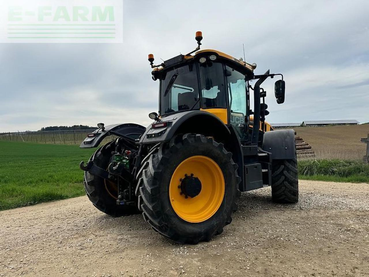 JCB fastrac 4220 pro - Трактор: снимка 4 JCB fastrac 4220 pro - Трактор: снимка 4