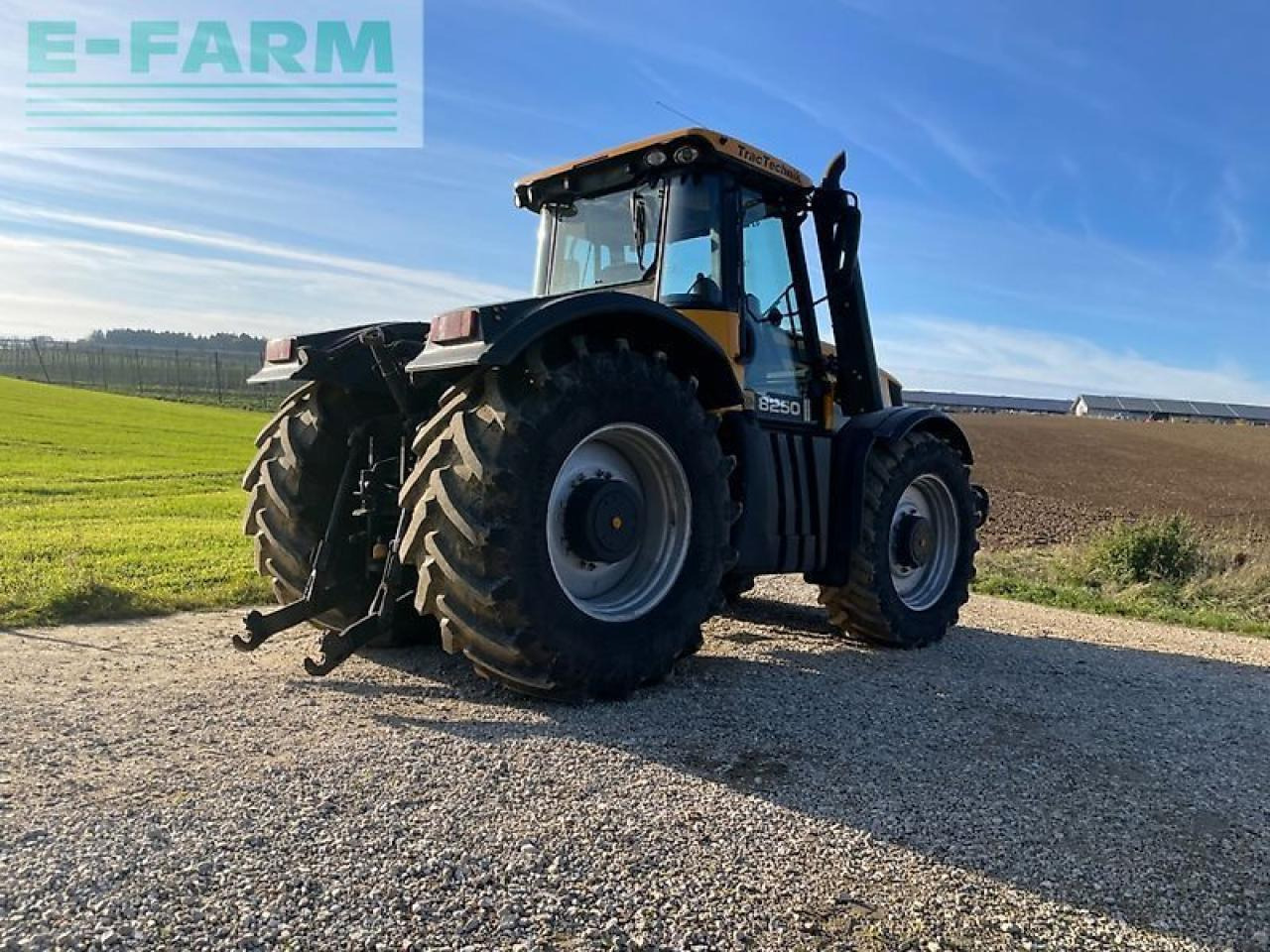 JCB fastrac 8250 - Трактор: снимка 3 JCB fastrac 8250 - Трактор: снимка 3