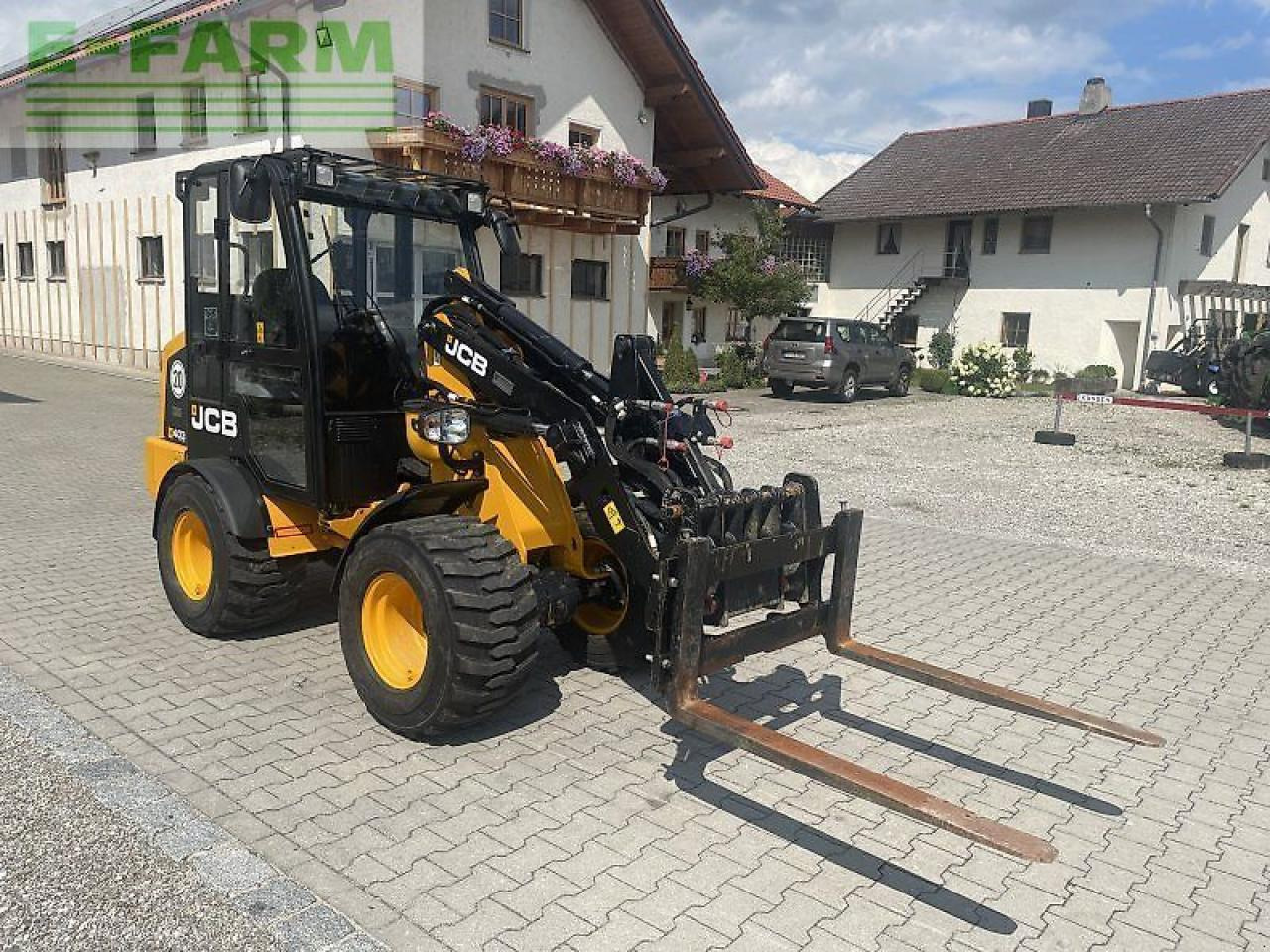 JCB smart power+ gabel - Мини багер: снимка 4 JCB smart power+ gabel - Мини багер: снимка 4