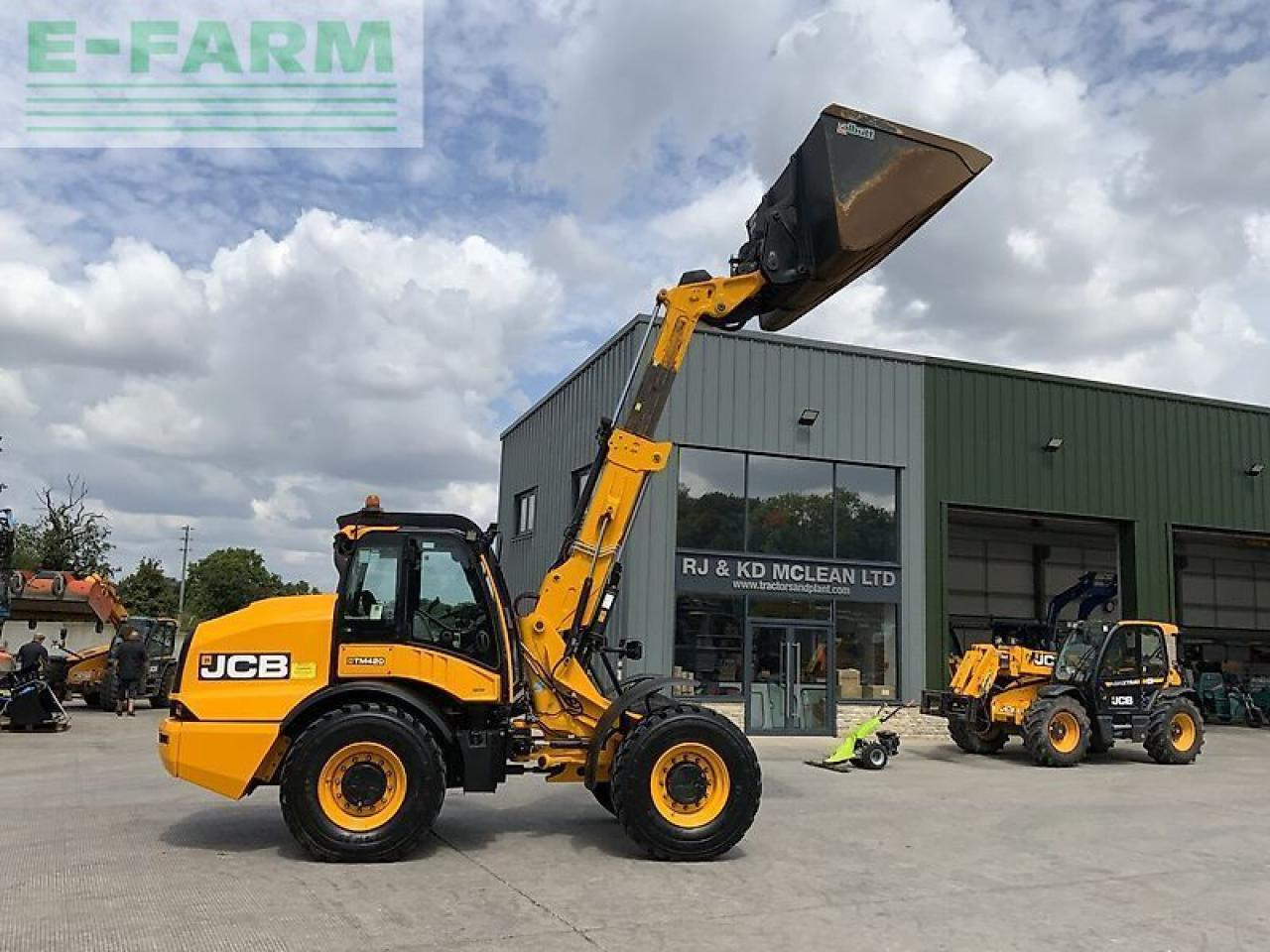 JCB tm420 pivot steer telehandler (st22540) - Колесен товарач: снимка 1 JCB tm420 pivot steer telehandler (st22540) - Колесен товарач: снимка 1