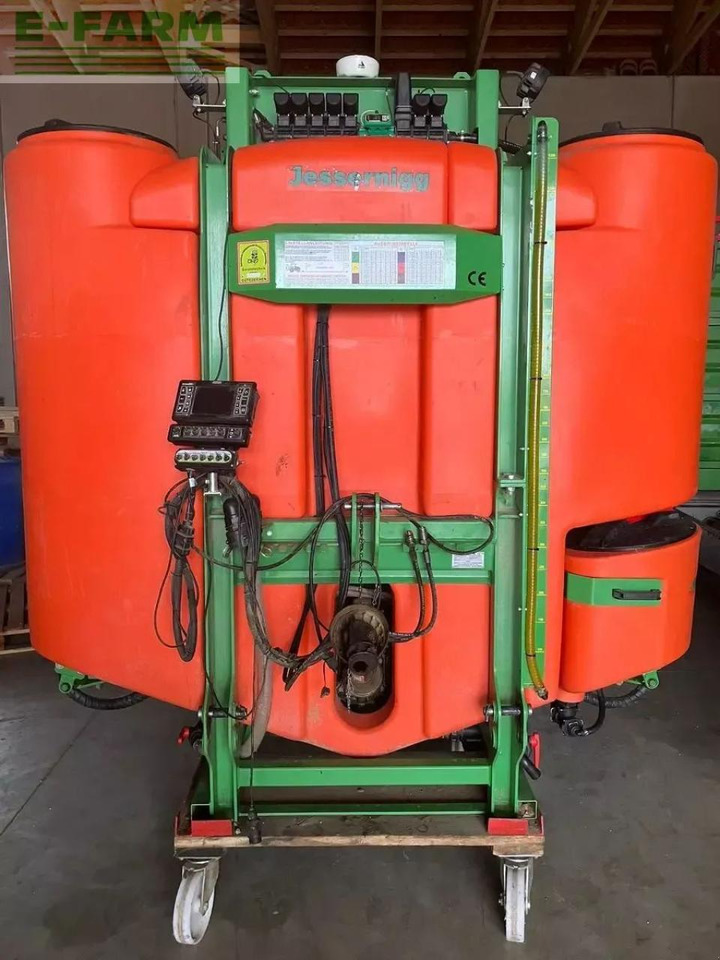 Jessernigg s ng pl 1200 feldspritze mit fronttank gps - Прикачна пръскачка: снимка 1 Jessernigg s ng pl 1200 feldspritze mit fronttank gps - Прикачна пръскачка: снимка 1