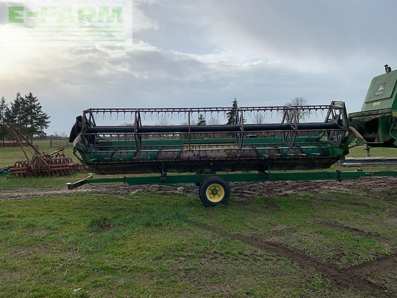 John Deere 2254 - Зърнокомбайн: снимка 3 John Deere 2254 - Зърнокомбайн: снимка 3