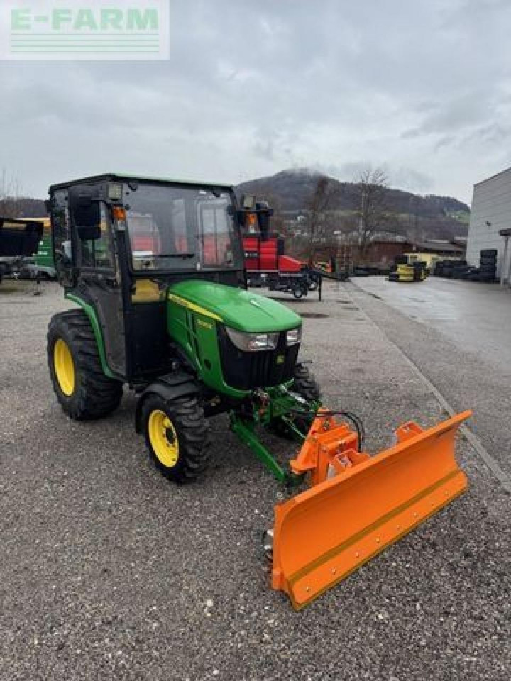 John Deere 3025e - Трактор: снимка 4 John Deere 3025e - Трактор: снимка 4