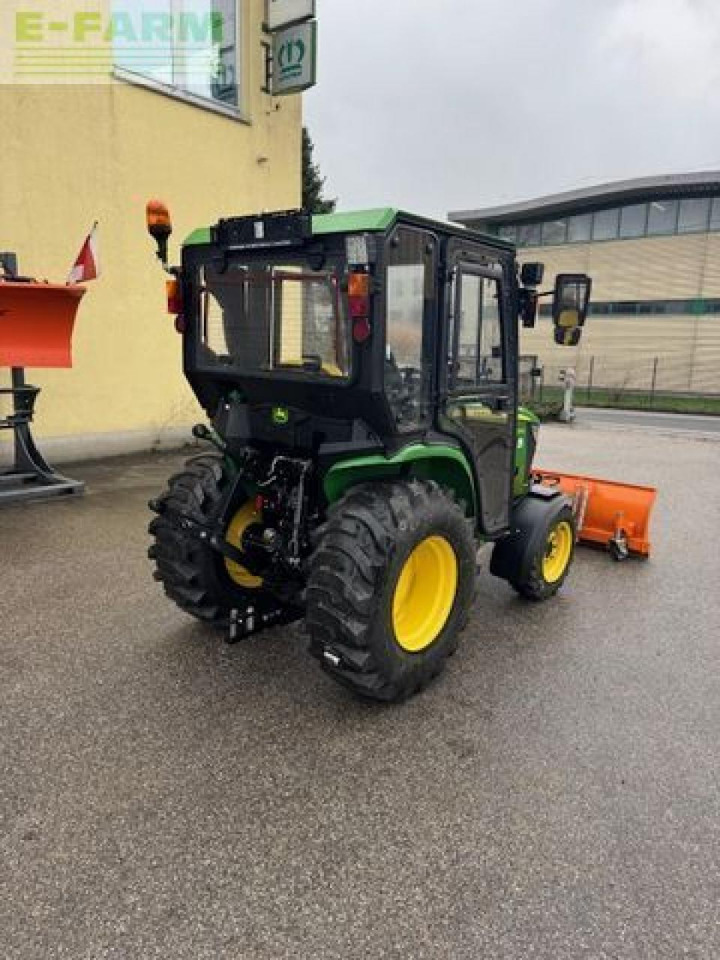 John Deere 3025e - Трактор: снимка 3 John Deere 3025e - Трактор: снимка 3