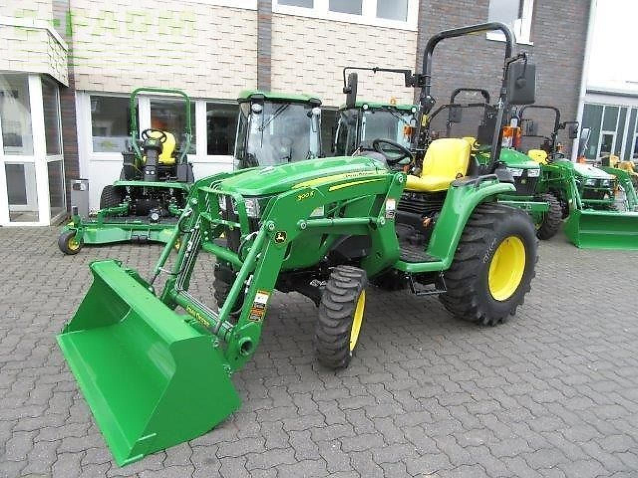 John Deere 3038e 300e - Трактор: снимка 1 John Deere 3038e 300e - Трактор: снимка 1