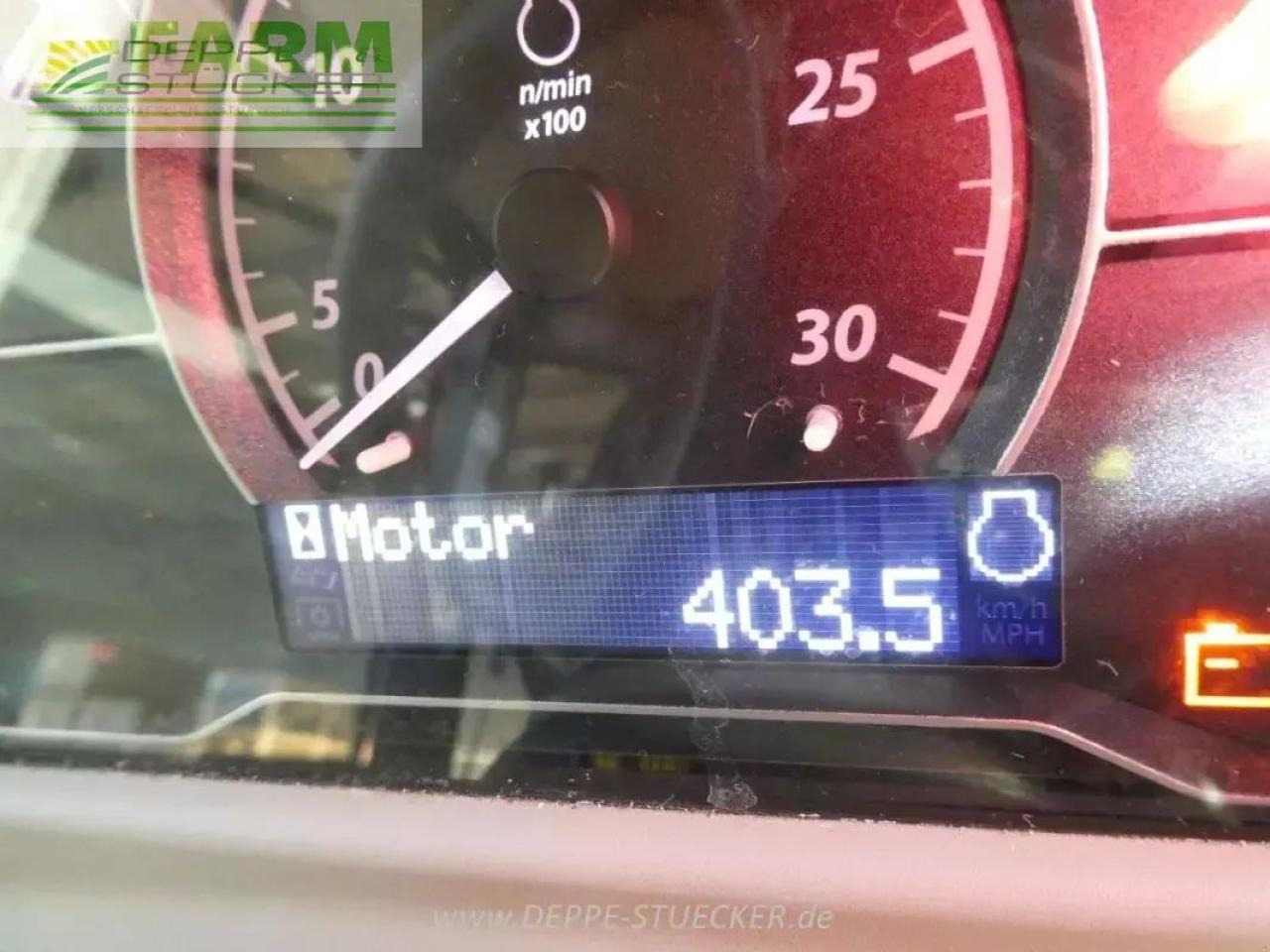 Трактор John Deere 3046r: снимка 15 Трактор John Deere 3046r: снимка 15