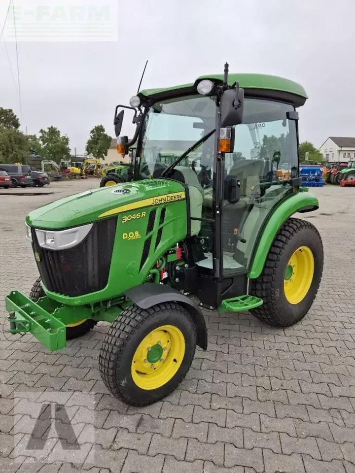 John Deere 3046r - Трактор: снимка 1 John Deere 3046r - Трактор: снимка 1