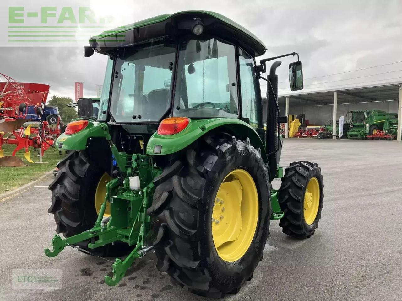 John Deere 5067e - Трактор: снимка 3 John Deere 5067e - Трактор: снимка 3