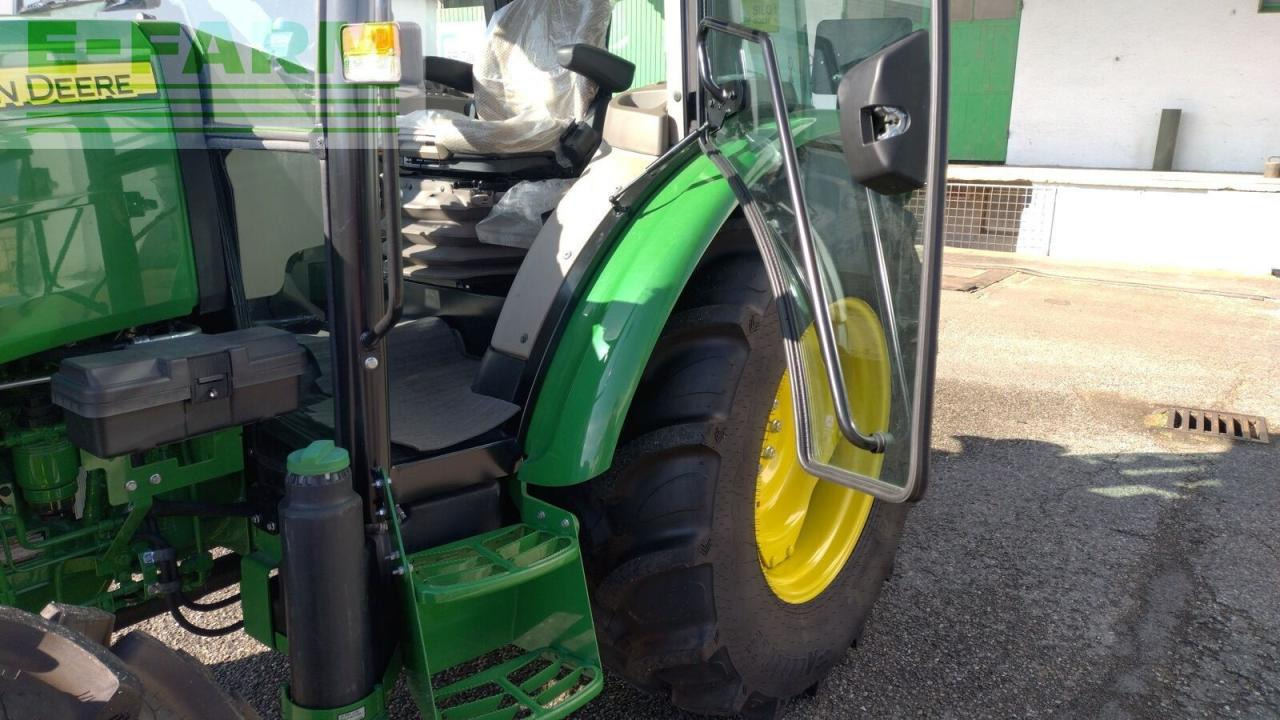 John Deere 5067e - Трактор: снимка 5 John Deere 5067e - Трактор: снимка 5