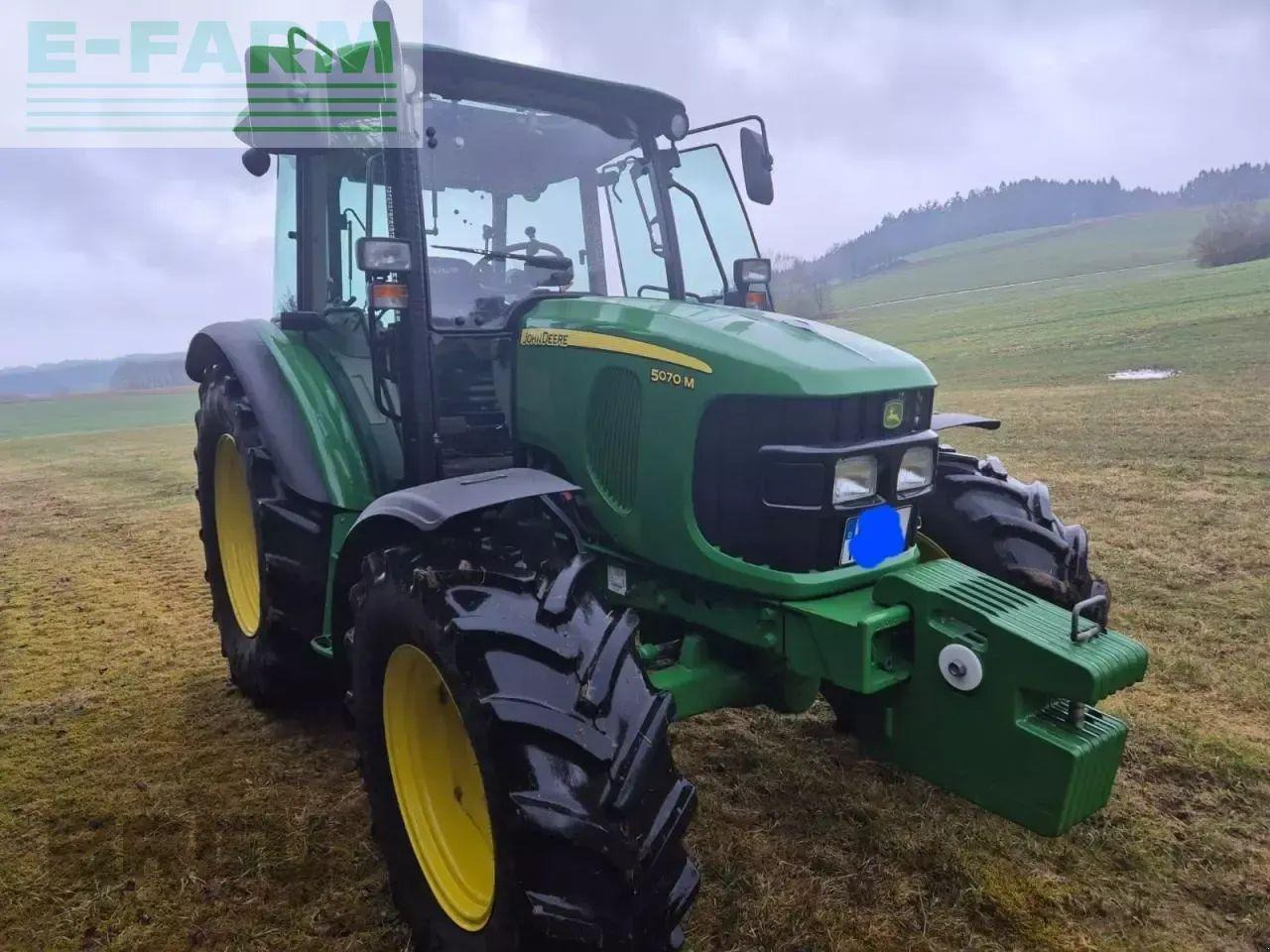 John Deere 5070 m - Трактор: снимка 3 John Deere 5070 m - Трактор: снимка 3