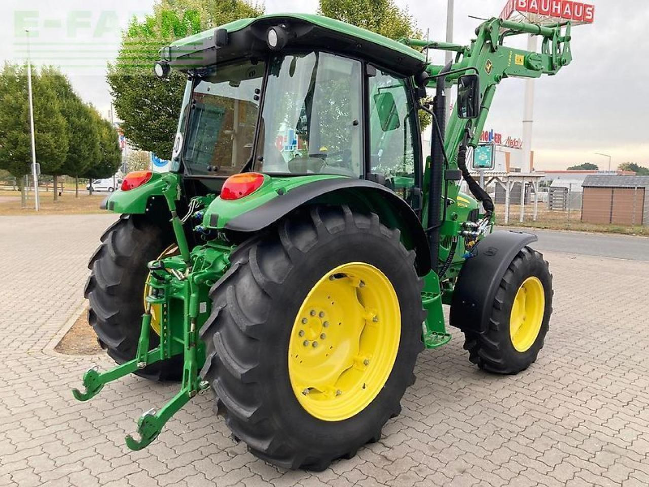 John Deere 5070m - Трактор: снимка 5 John Deere 5070m - Трактор: снимка 5