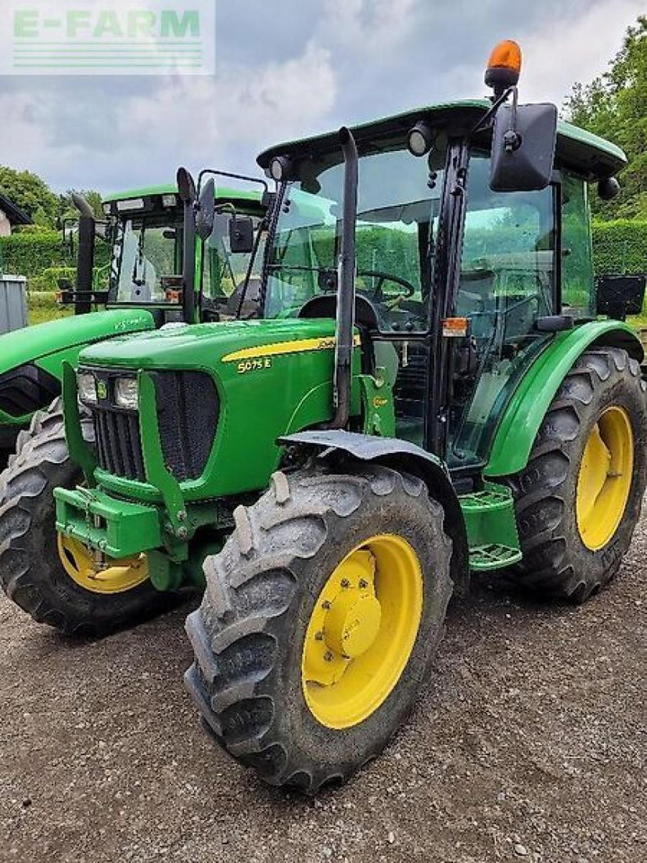John Deere 5075 e - Трактор: снимка 1 John Deere 5075 e - Трактор: снимка 1
