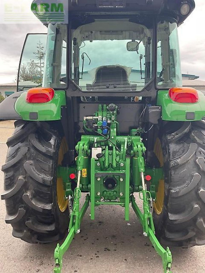 John Deere 5075 m - Трактор: снимка 4 John Deere 5075 m - Трактор: снимка 4