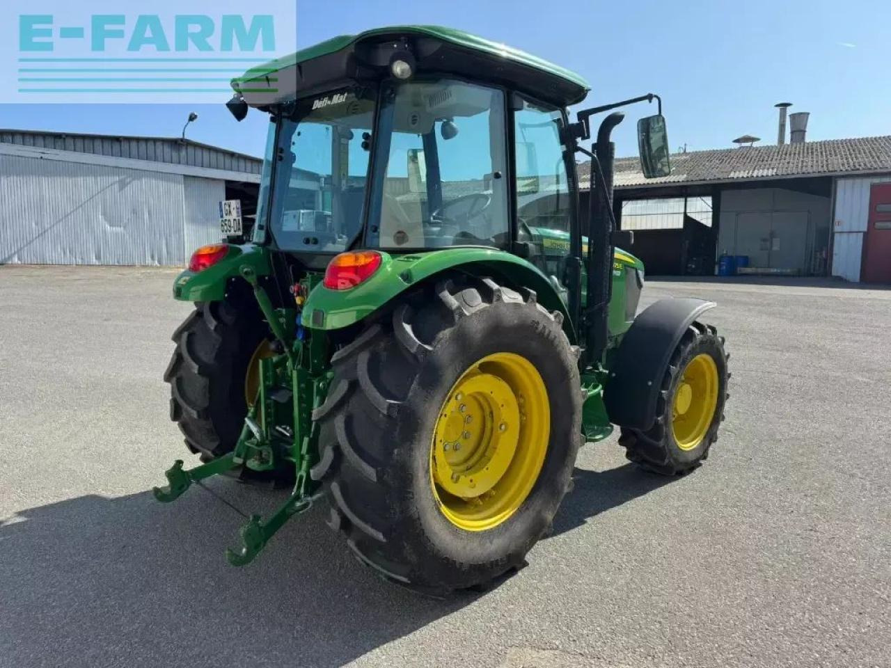 John Deere 5075e - Трактор: снимка 3 John Deere 5075e - Трактор: снимка 3