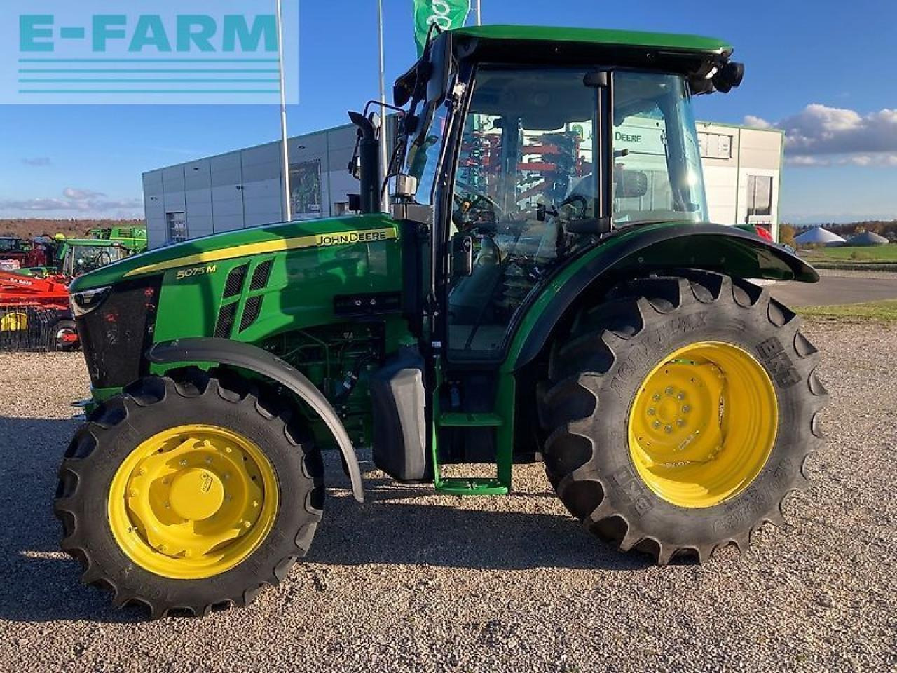 John Deere 5075m - Трактор: снимка 1 John Deere 5075m - Трактор: снимка 1