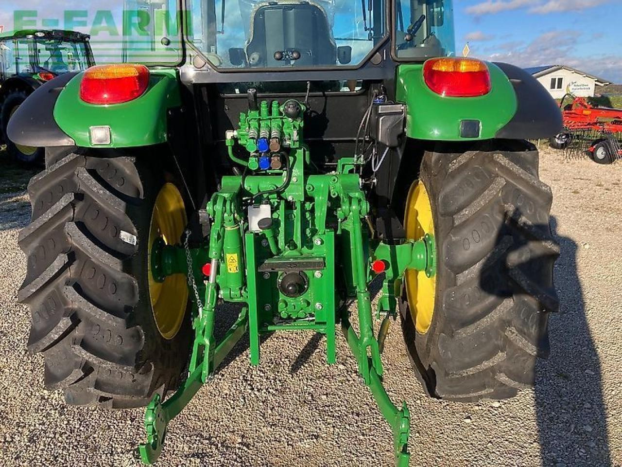 John Deere 5075m - Трактор: снимка 5 John Deere 5075m - Трактор: снимка 5