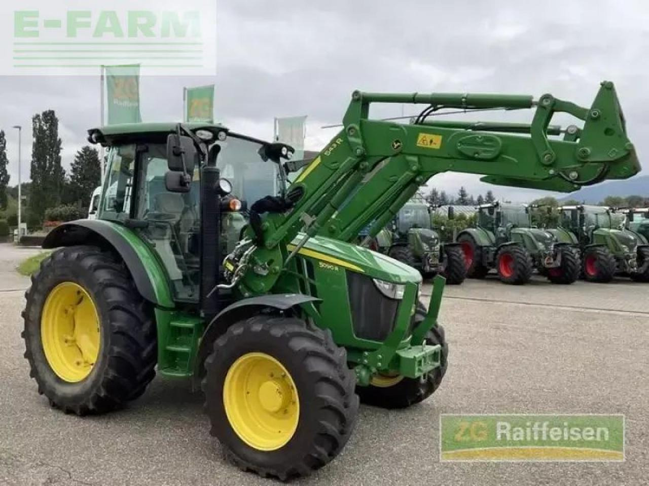 John Deere 5090 r - Трактор: снимка 2 John Deere 5090 r - Трактор: снимка 2