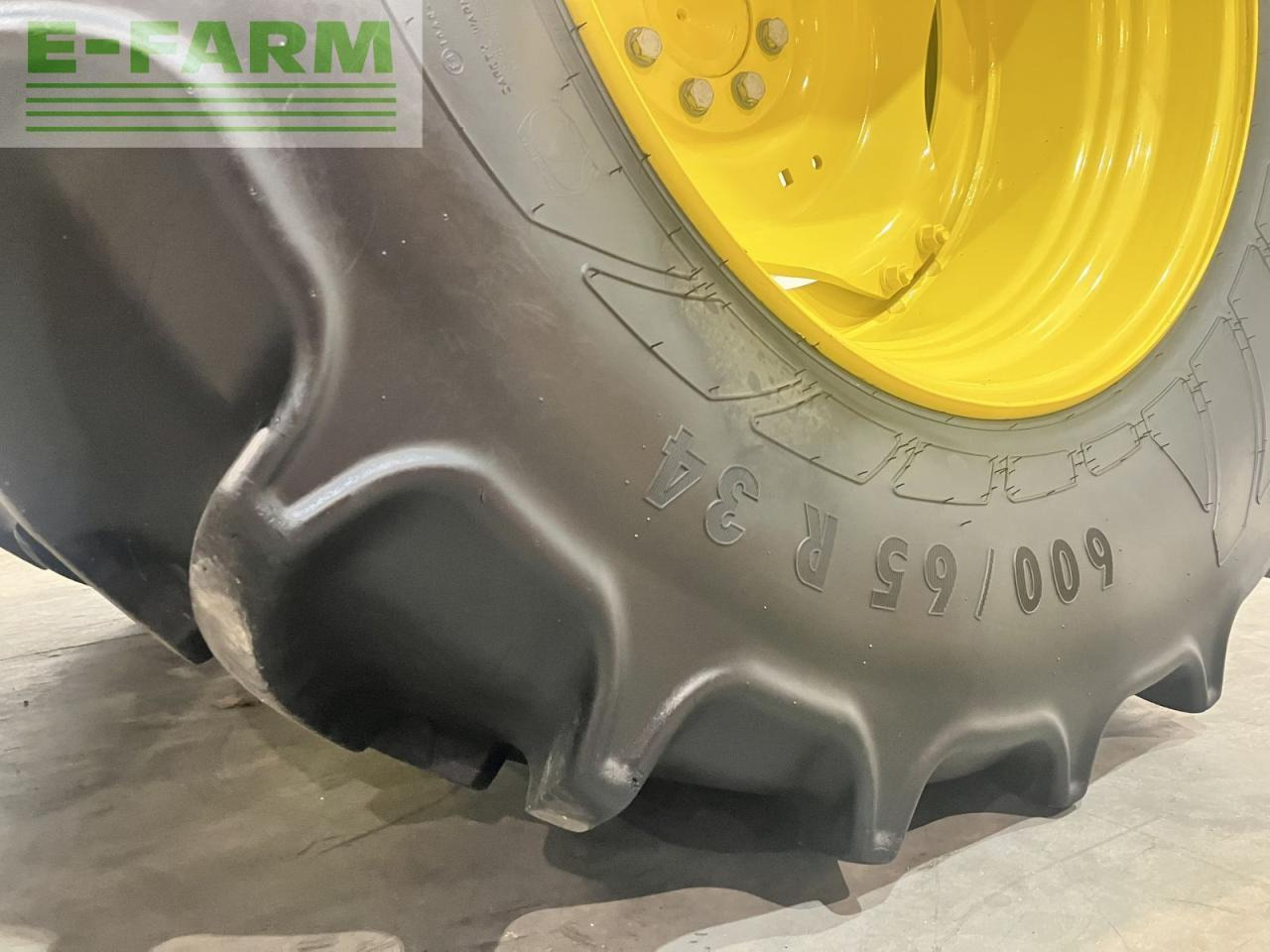 Трактор John Deere 5115r: снимка 7